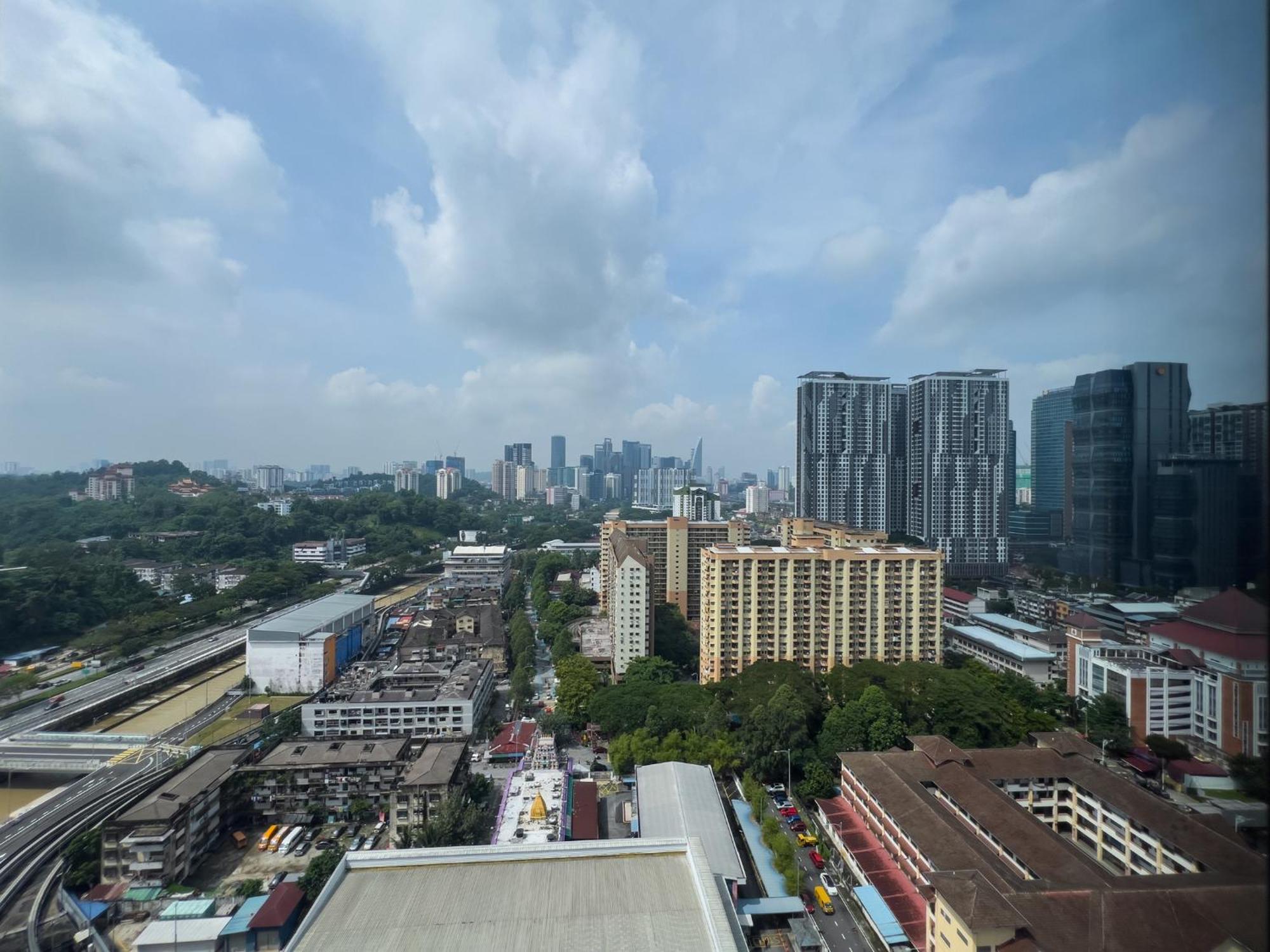 The Riv - Riveria City Kl Sentral By Sleepy Bear Kuala Lumpur Exterior photo